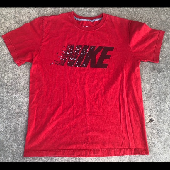 red and black nike shirt mens